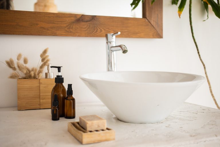 Lavabo dans un salle de bain