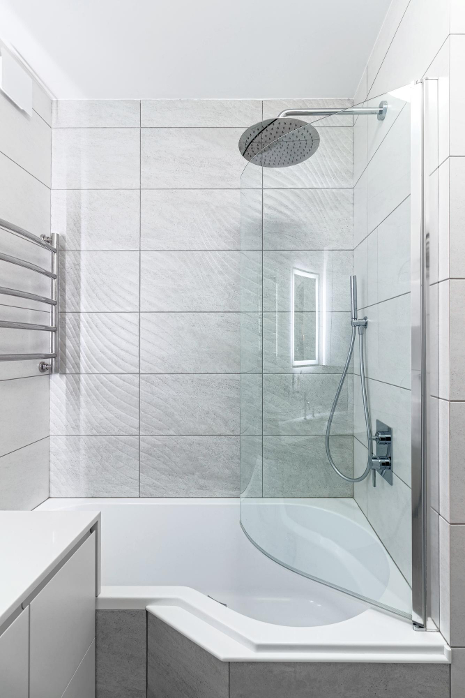 Une salle de bain moderne à Arras
